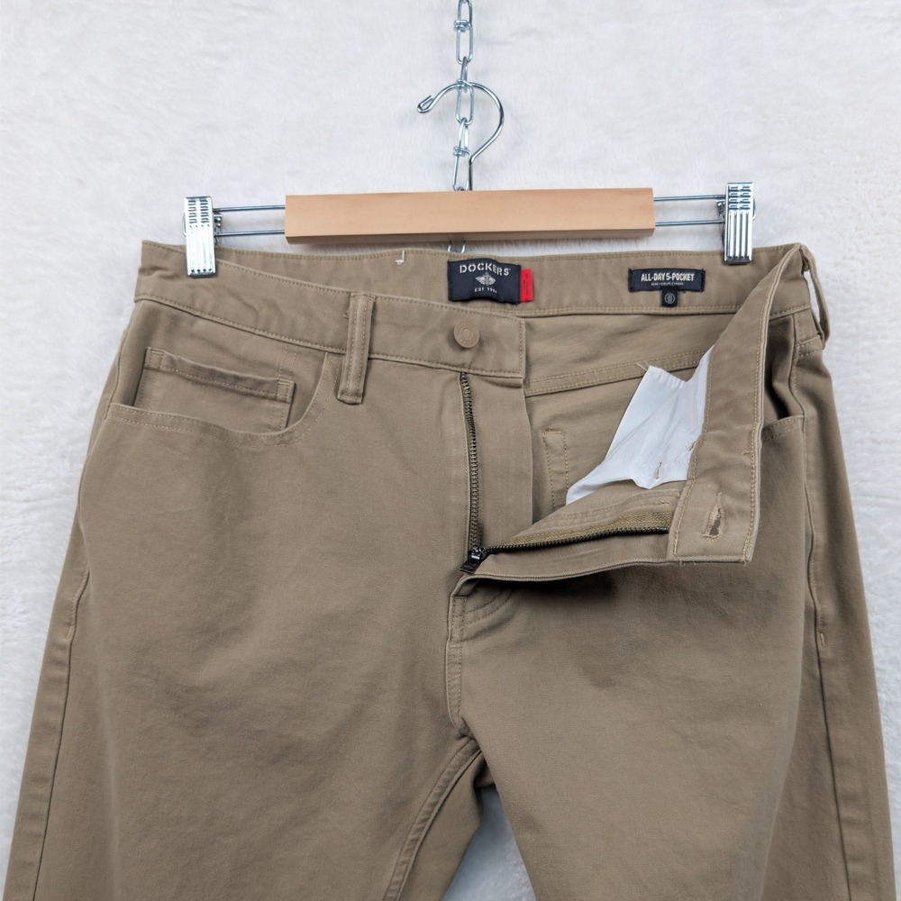 Dockers All-Day 5-Pocket‎ Pants Men's 33x32 Tan Slim Fit Khaki Chino Workwear